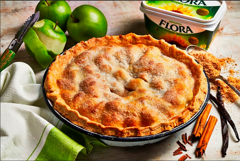 Salted caramel apple pie